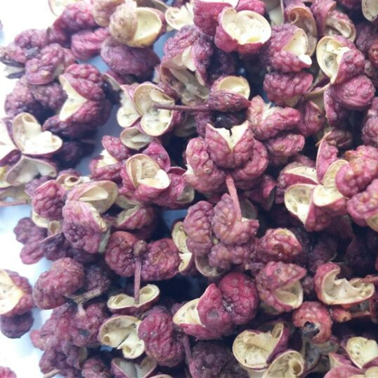 Sichuan peppercorns in Chinese